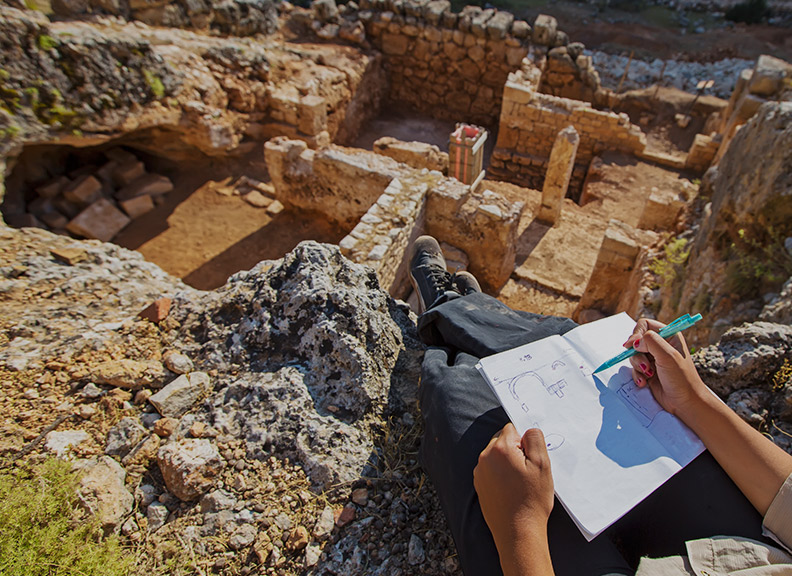 Institute for Archaeological Artifacts (Ke)